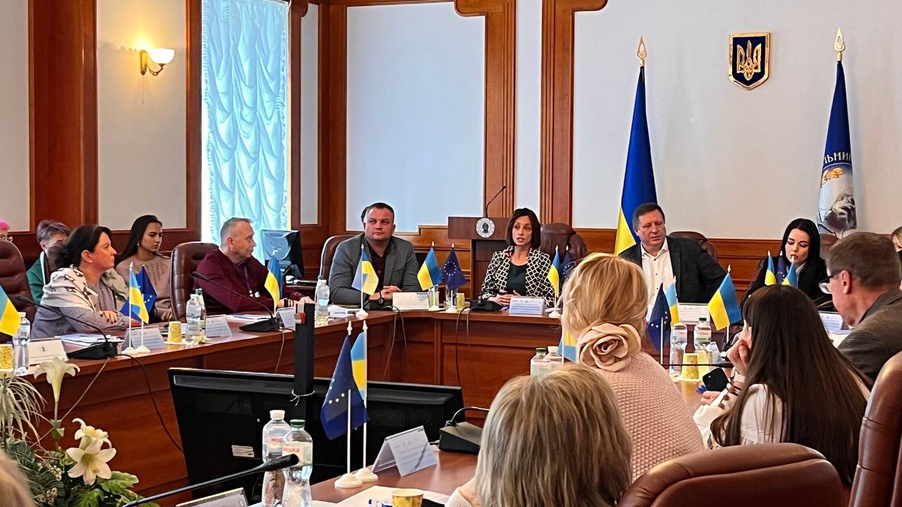 М конф кПО Освіта криз. 03.10.2025