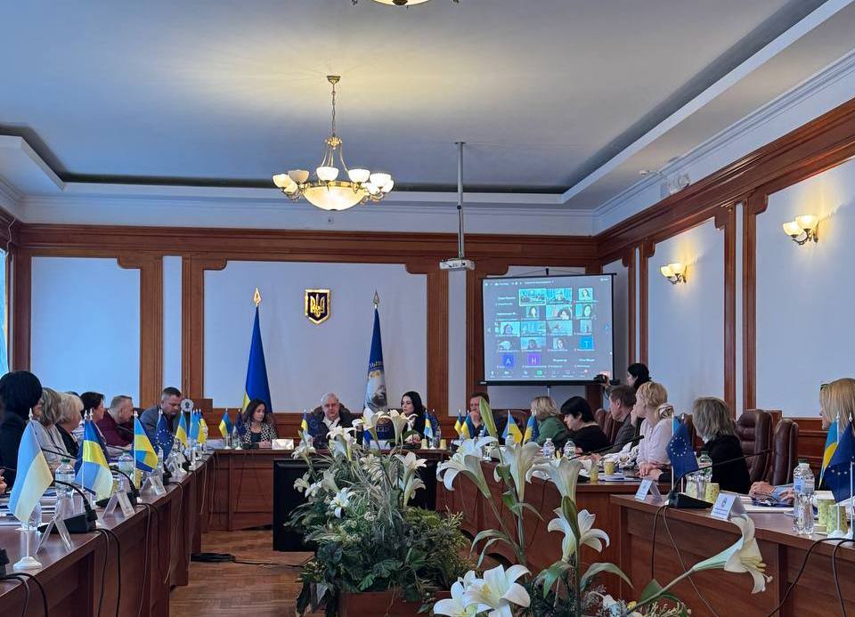 М конф кПО Освіта криз. 03.10.2025