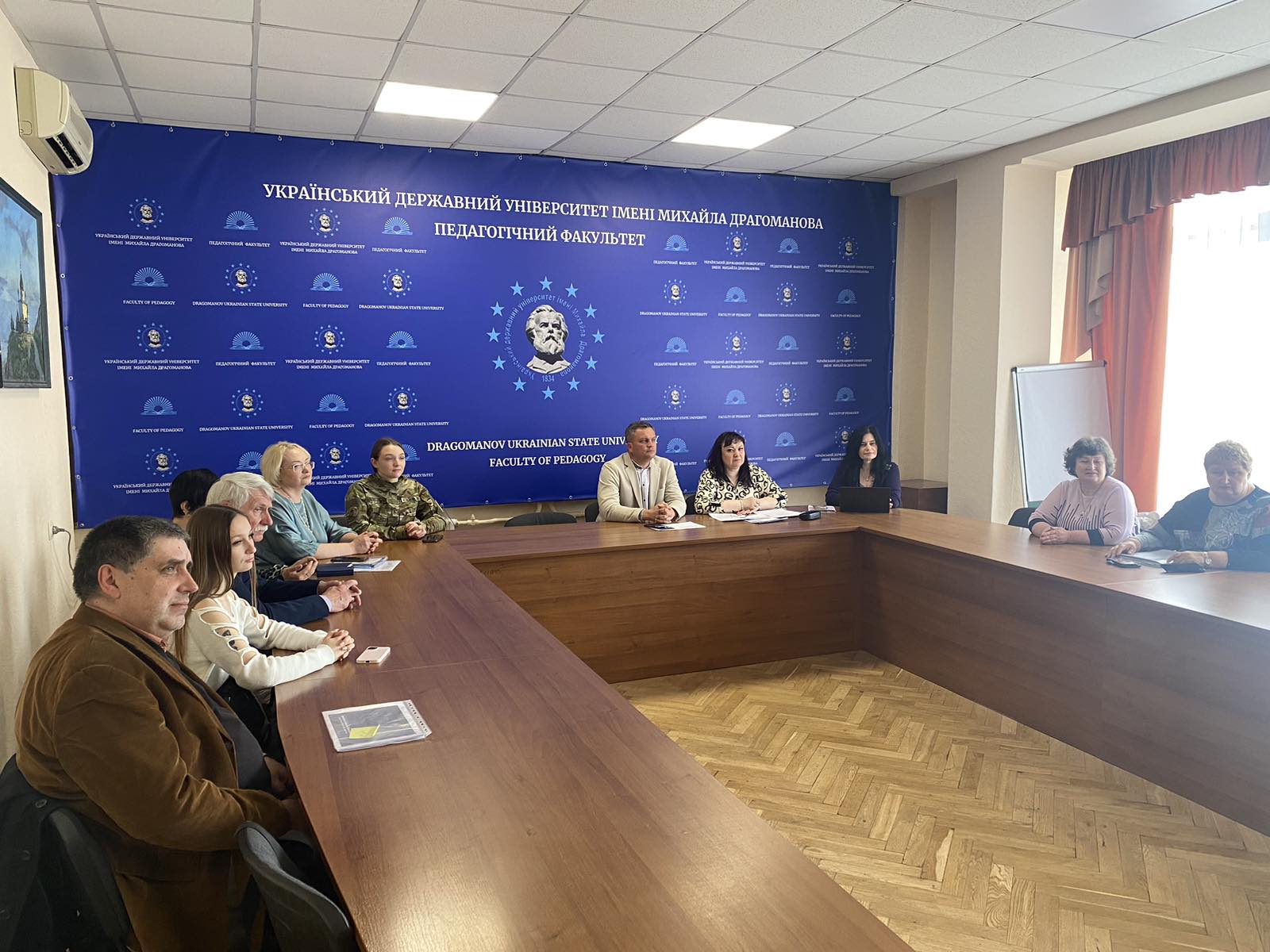 30.04.2025 Всеукр круглий стіл 01