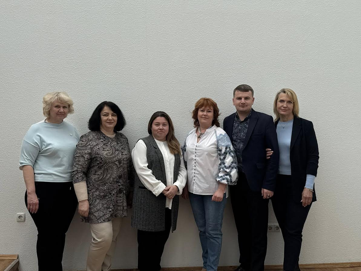Тренінг Мірошнікова 7 речей 7.05.2025 фон